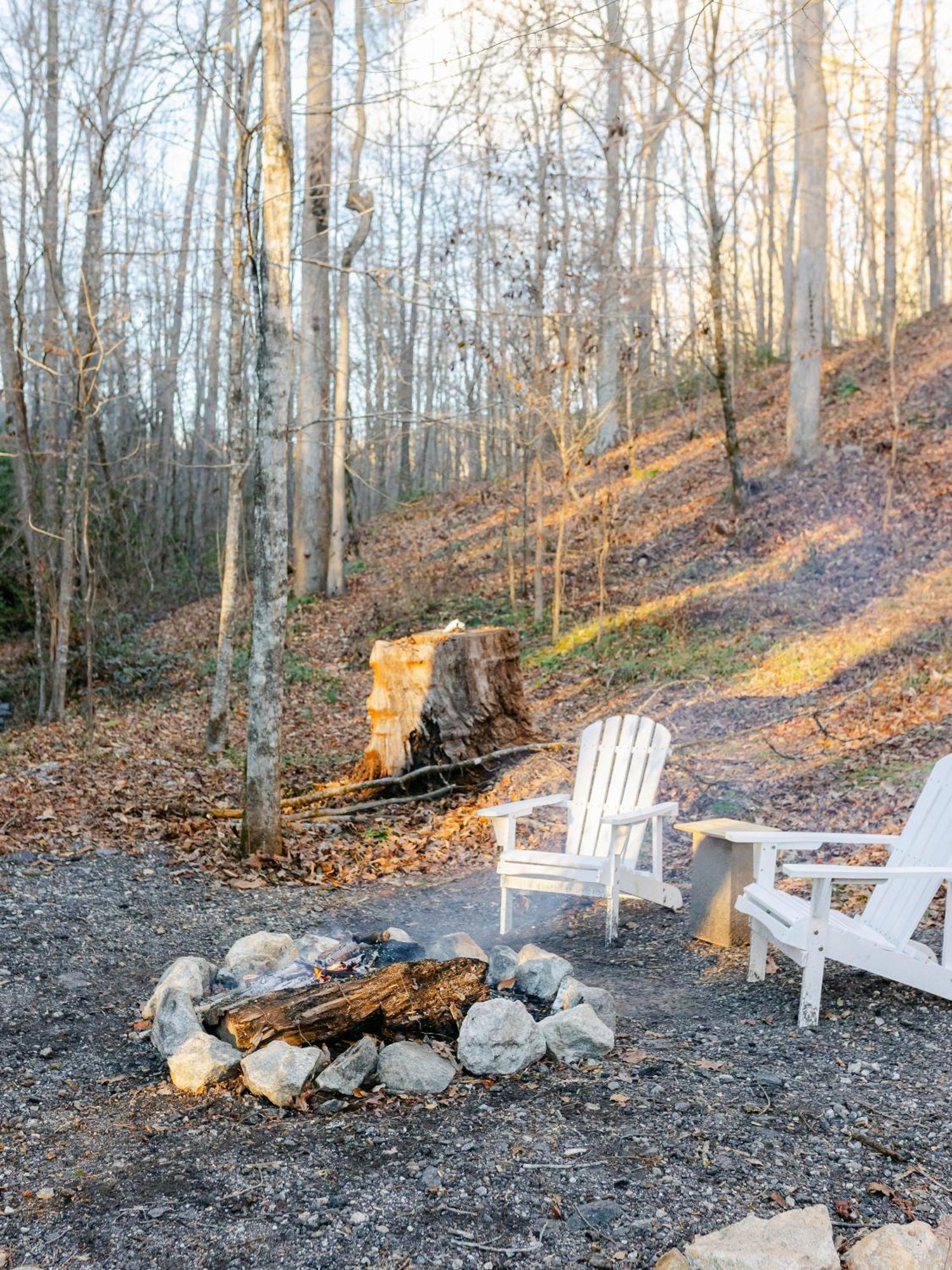 Blythe Shoals Base Camp Hotel Cleveland Luaran gambar